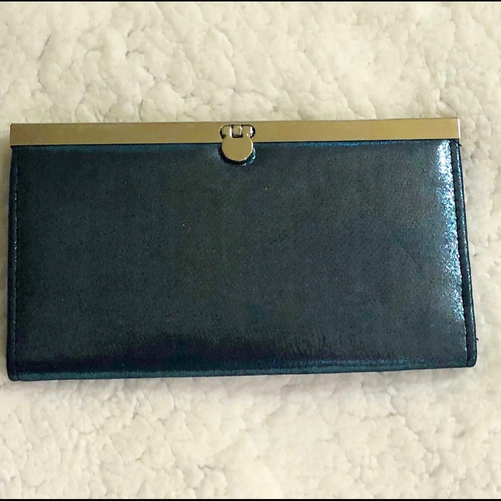 🎄🎁 Rue21 Clutch Wallet 🎁🎄